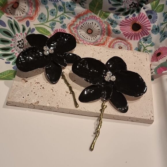 New ZARA ENAMEL FLOWER statement earrings - Picture 4 of 13